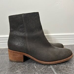 Kork Ease Gray Leather Ankle Boots Size 7.5